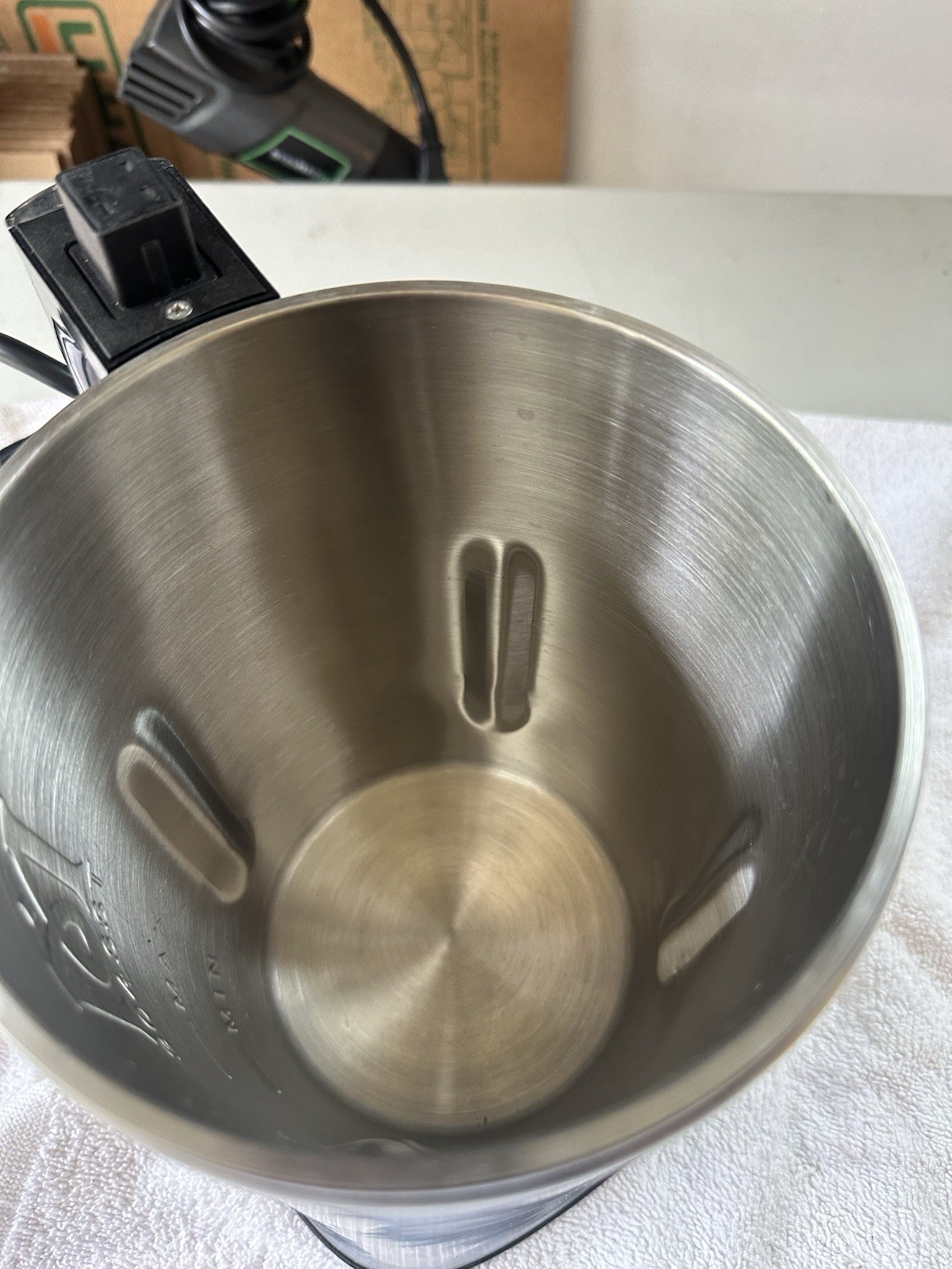 Magical Butter Machine MB2e Magic Maker 2 Herbal Extractor Oil Tincture Edibles