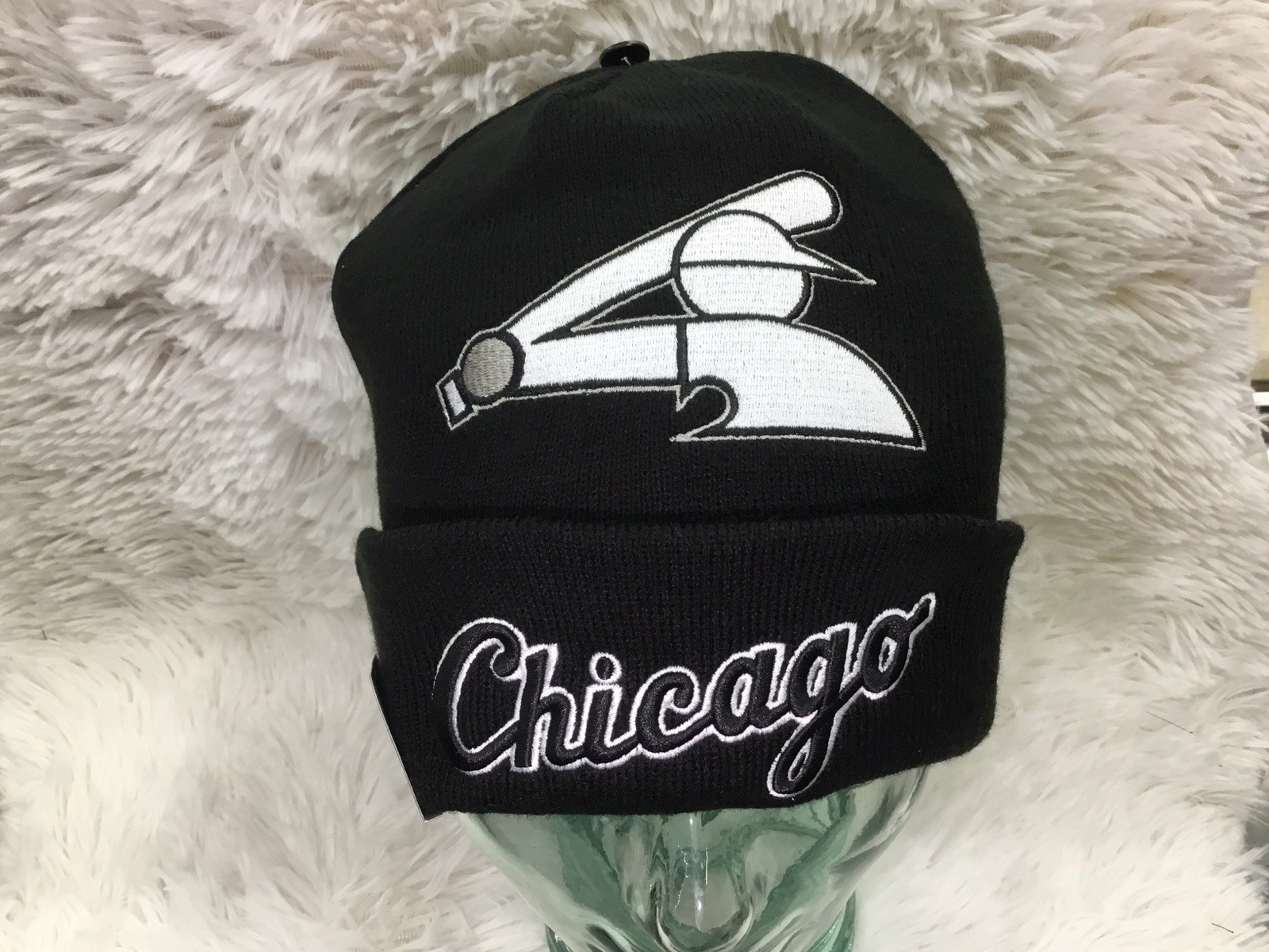 MLB 2026 Chicago White Sox Men’s Beanie New Era Authentic Collection Knit Beanie