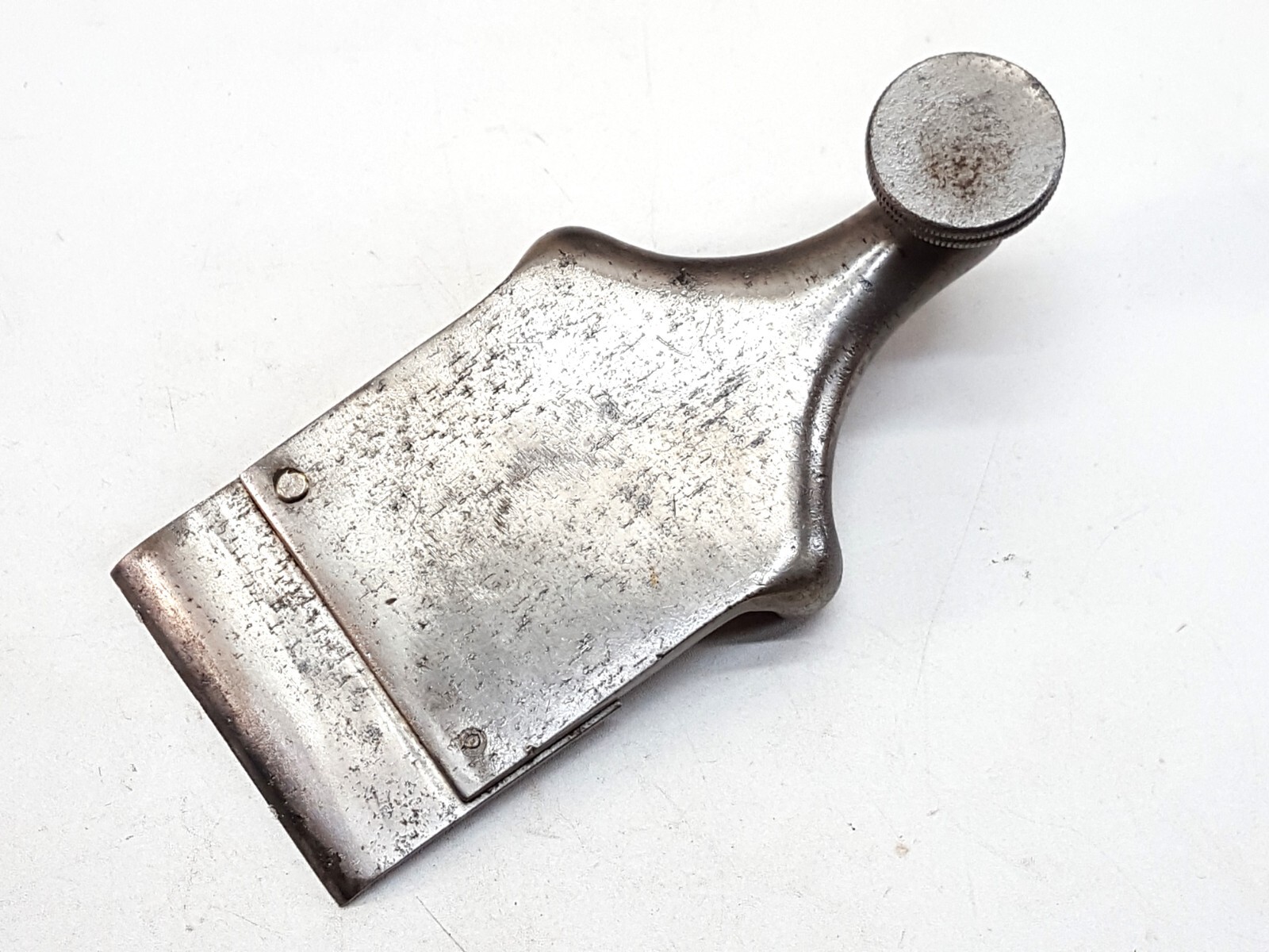3108 Chaplin 1207; Lever Cap