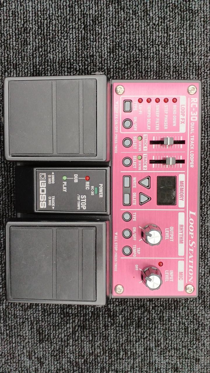 BOSS Model RC-30 Loop Station