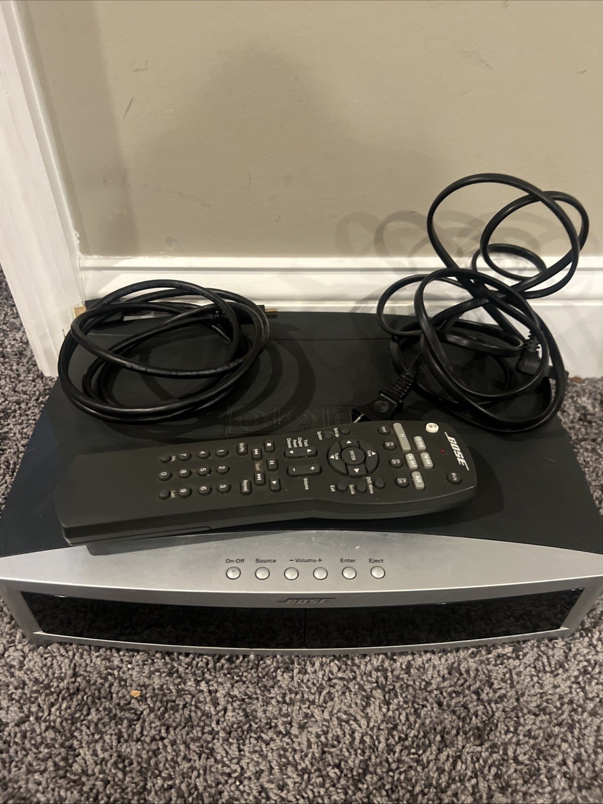 Bose Model AV 3 2 1 Media Center Console only Series 1 &  REMOTE  CABLES