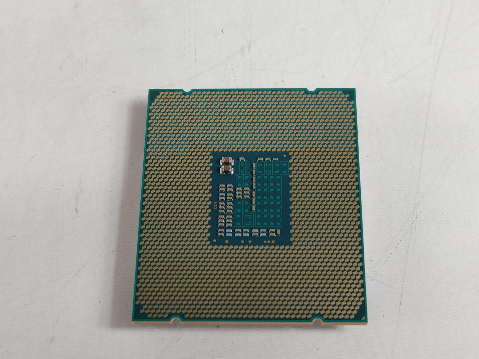 Intel Xeon E5-2620 v3 2.4 GHz 8 GT/s LGA 2011-3 CPU Processor SR207