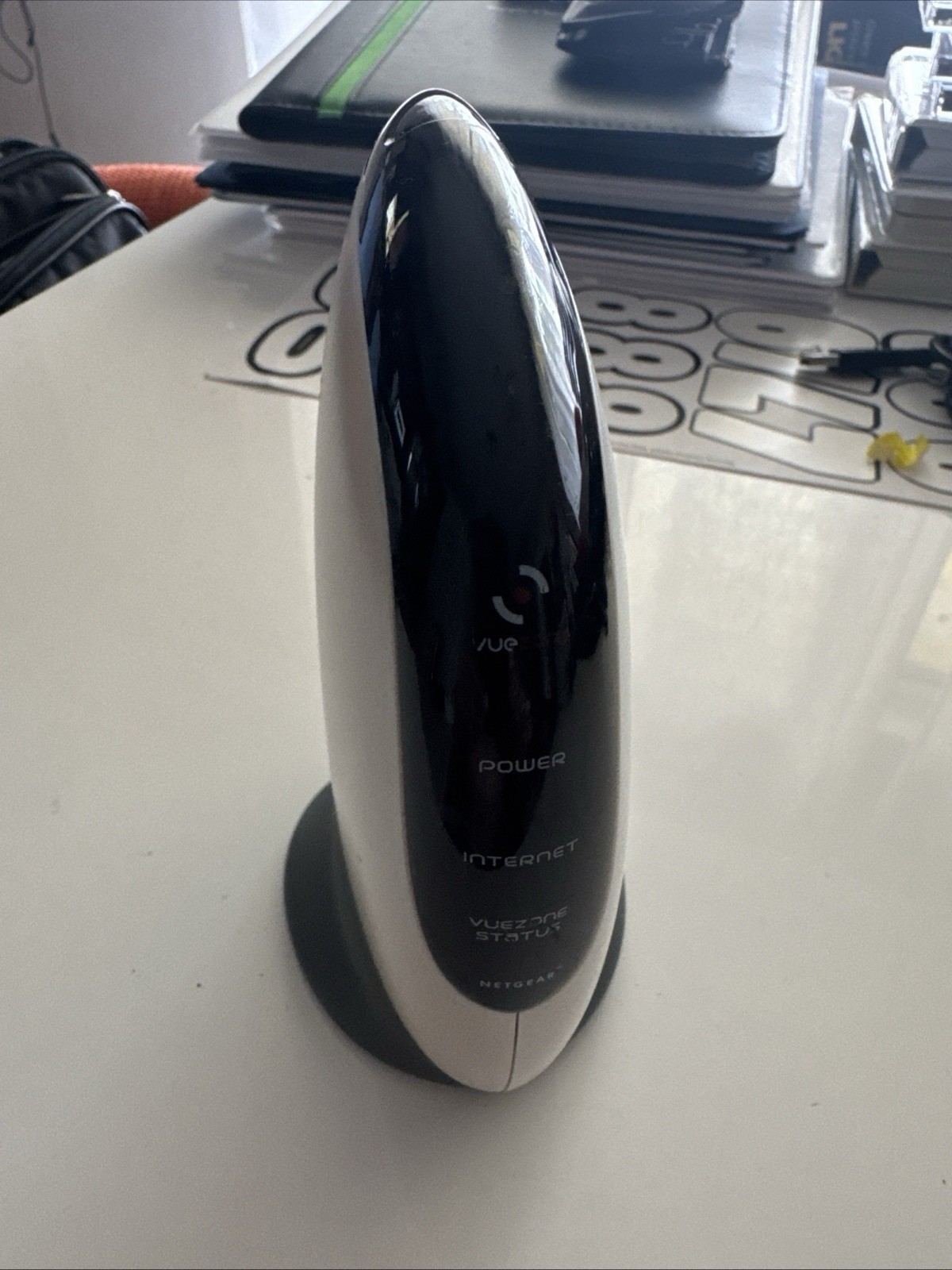 NETGEAR VueZone Wire-free Video Monitoring System BASE STATION/Gateway GW2010