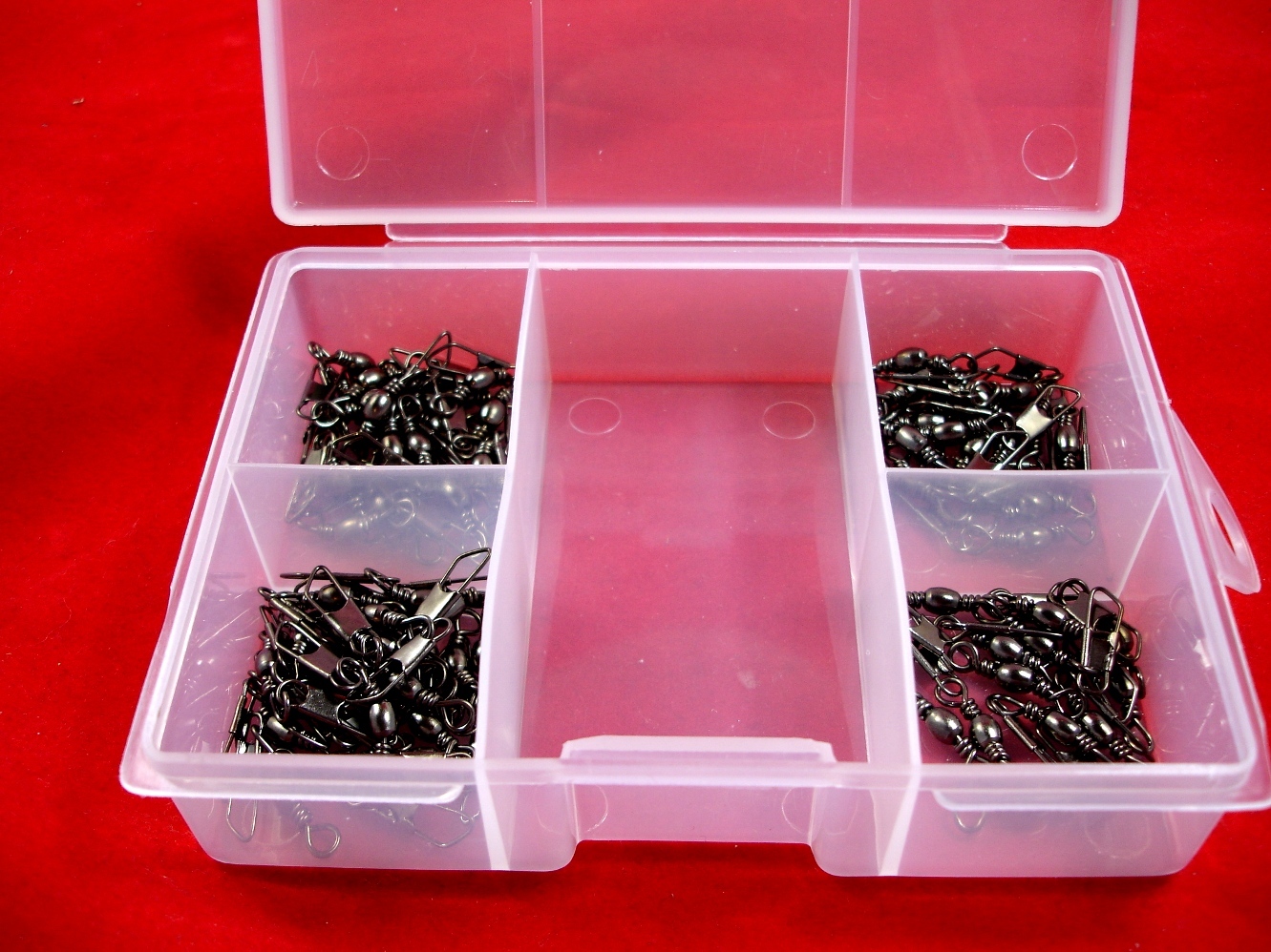 100 Size 6  Carp / Coarse  American Snap  Swivels In Pocket Box