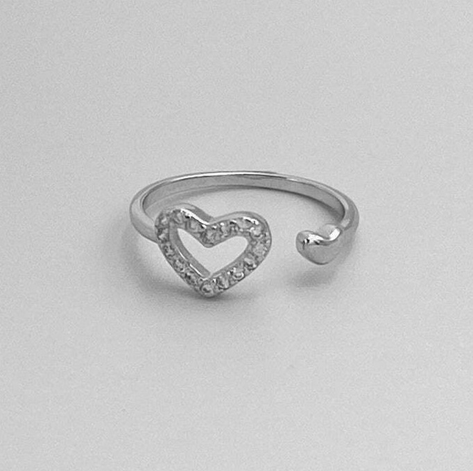 Women's Daily Wear Double Heart Adjustable Toe Ring In VVS Moissanite 925 Silver