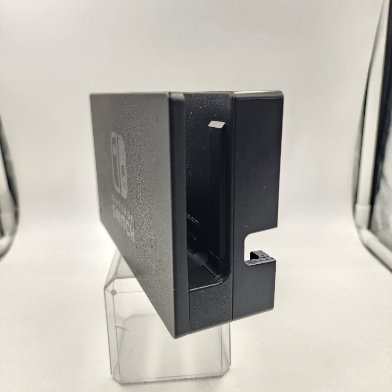 Nintendo Switch Dock Station HAC-007 *pre-owned