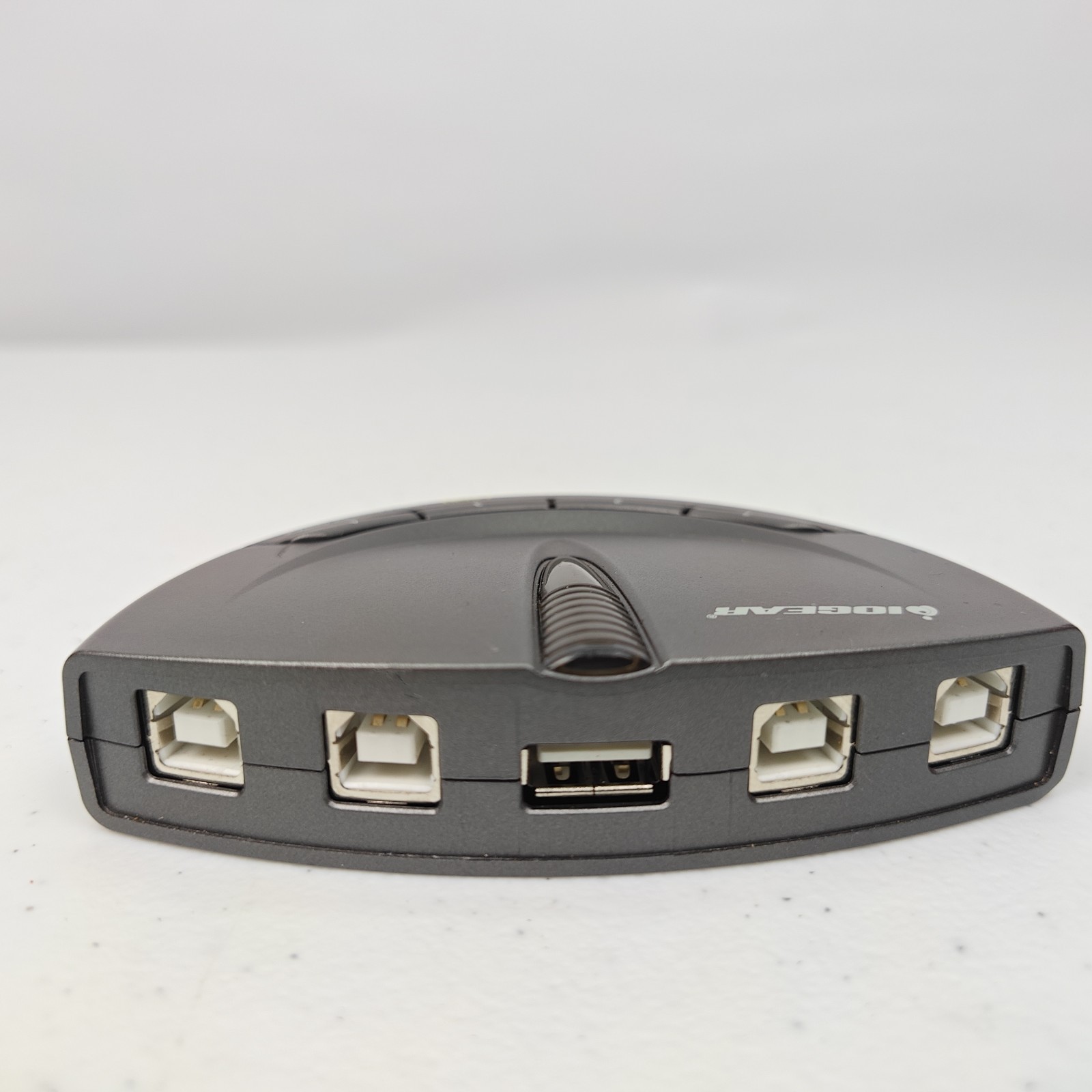 IOGEAR GUB431 4-Port USB 2.0 Automatic Printer Switch