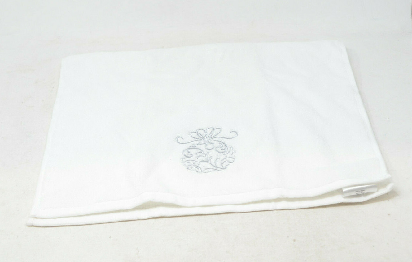 Winter Wonder Holiday Ornament Hand towel