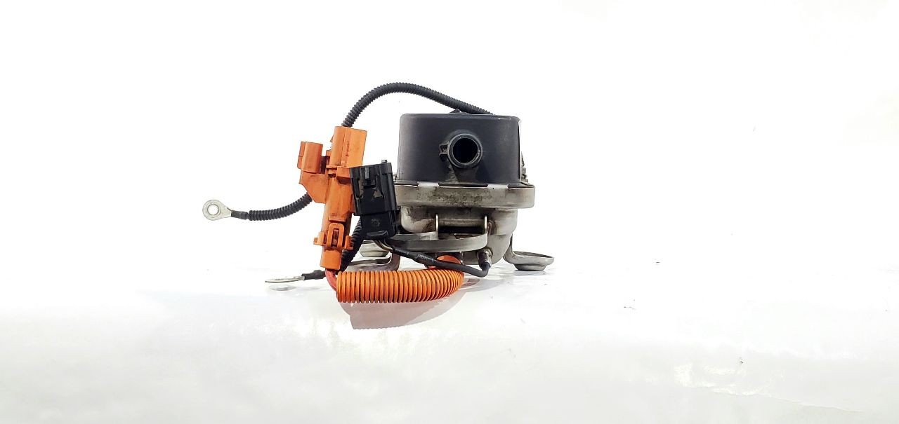 2014 Cadillac ELR OEM Heater Pump Control Module Computer 537526696