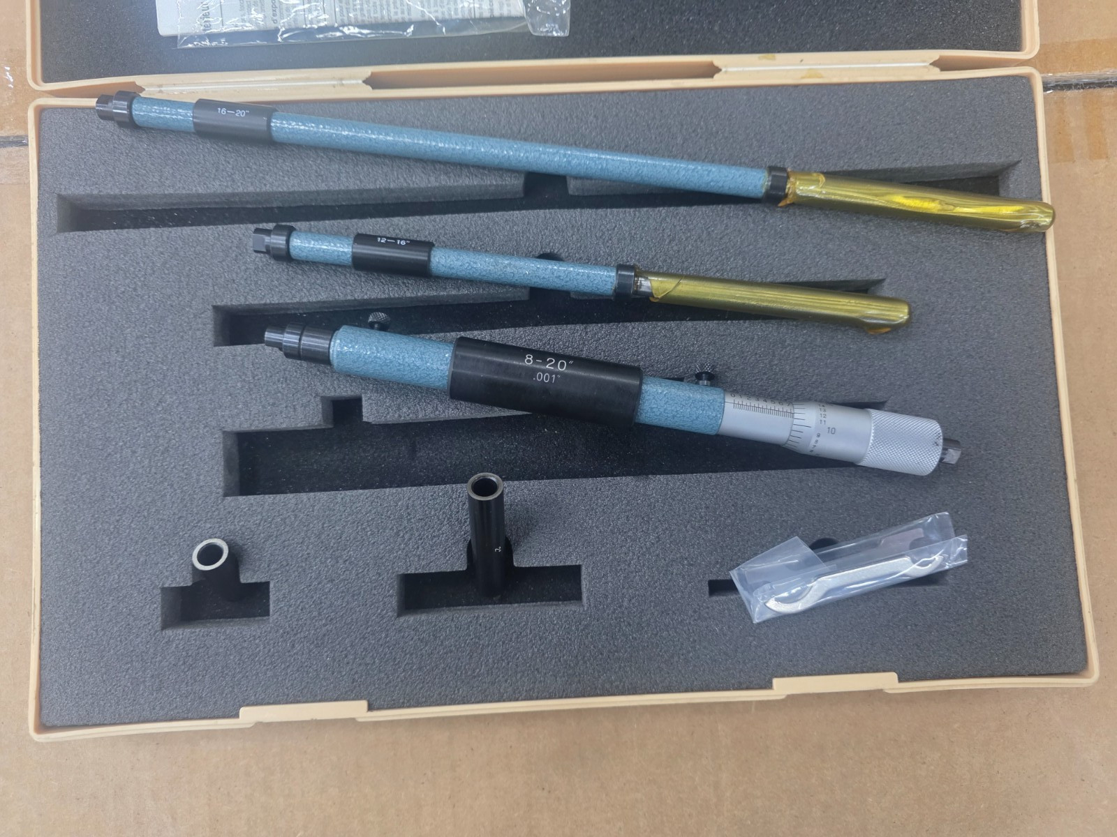 Mitutoyo 141-121 Inside Micrometer Interchangeable Type, 8-20" Range, .001" Two