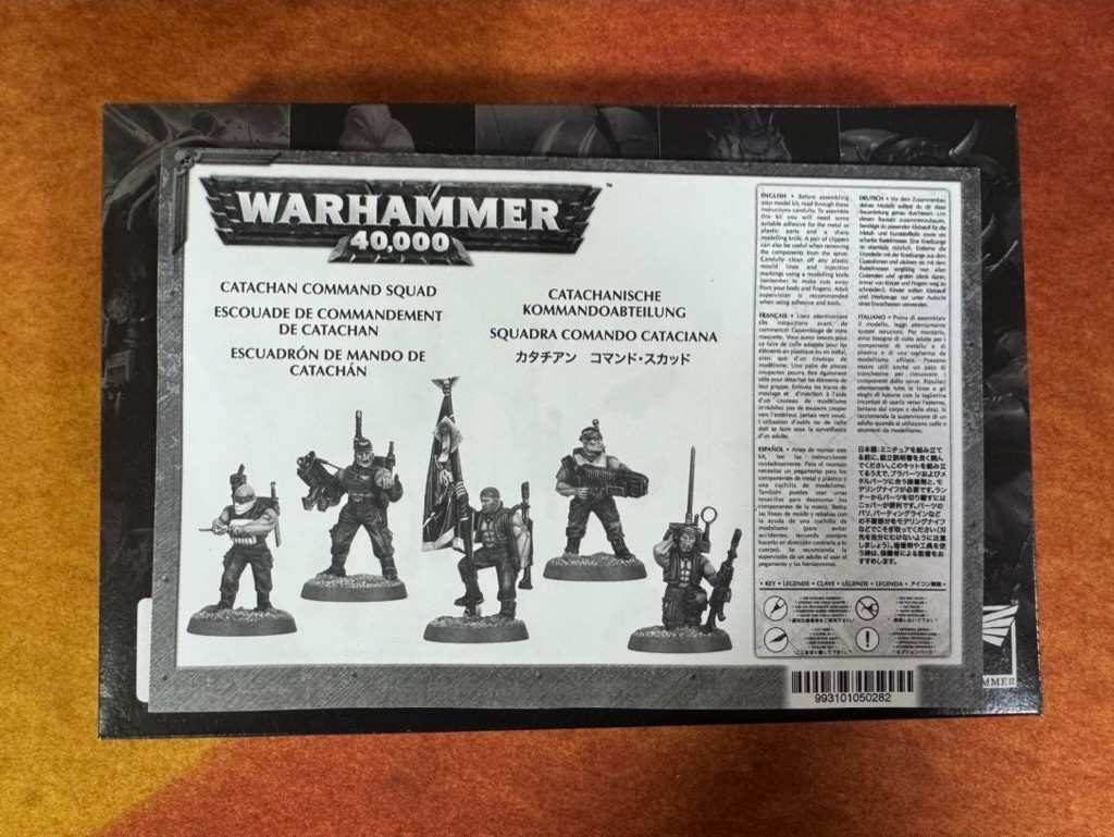 Warhammer 40k - Astra Militarum - Catachan Command Squad - Brand New