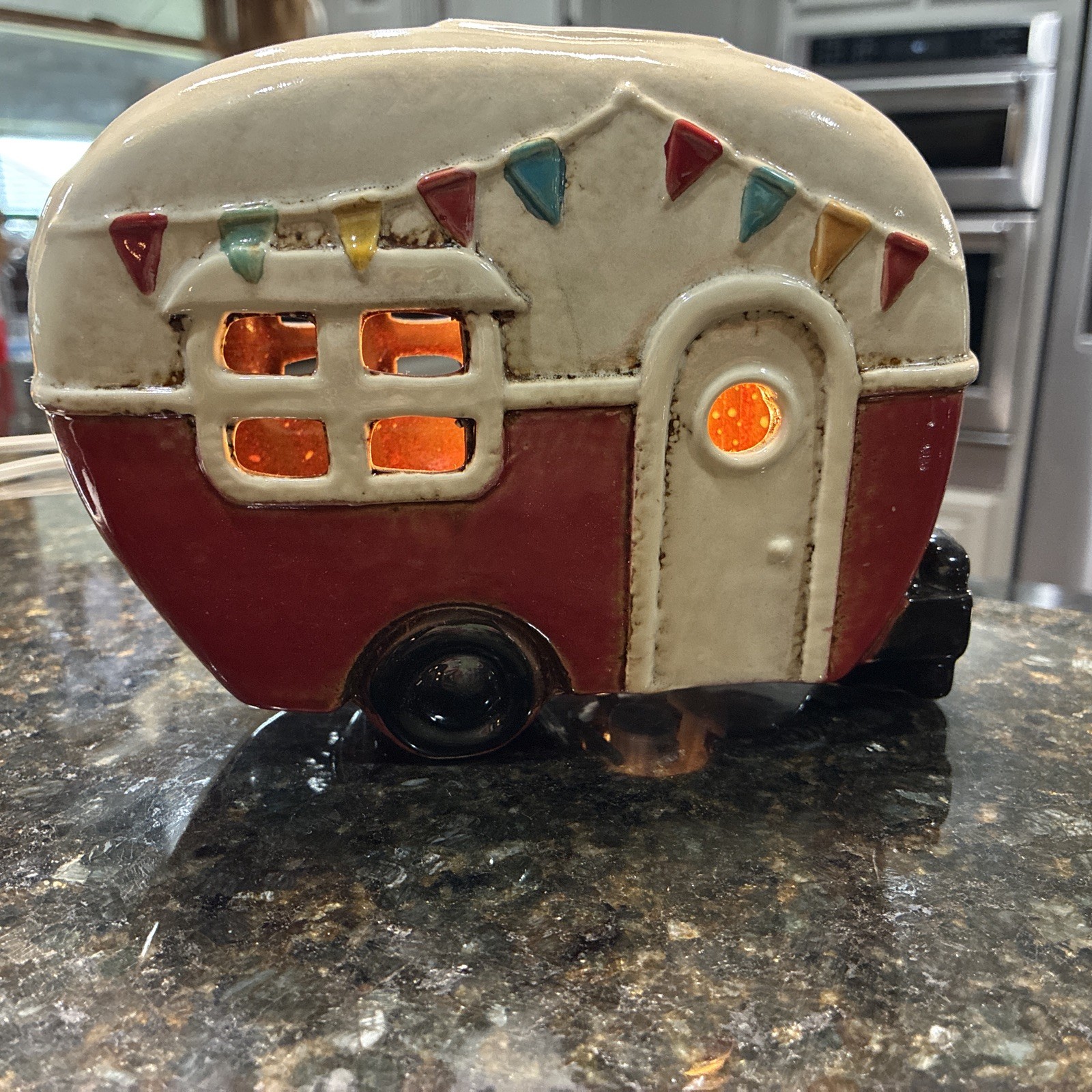 Kirklands Camper Caravan RV Ceramic Tabletop Night Light Lamp Retro Red - WORKS