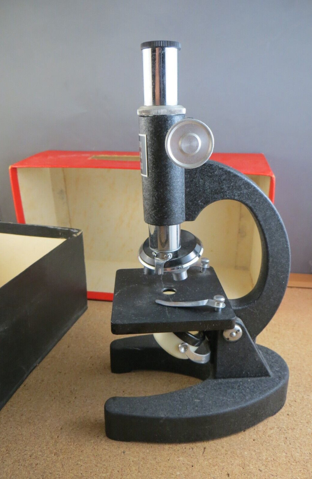 Vintage Microscope 100x 200x 300x In Original Box