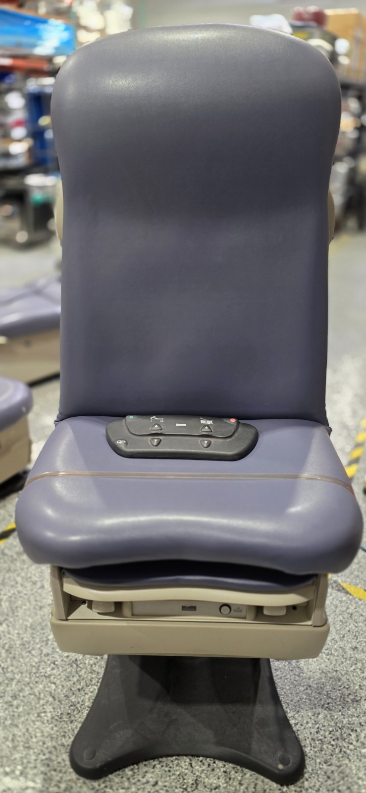Midmark 625 Exam Treatment Table 625*441666 Examination Chair, with Foot Pedal