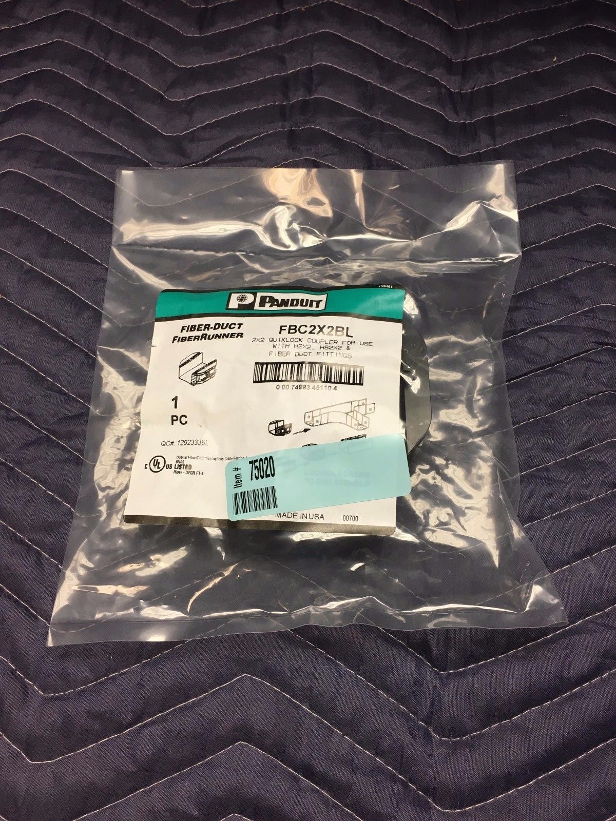 PANDUIT / FBC2X2BL / 2X2 QUIKLOC / COUPLER / BLACK