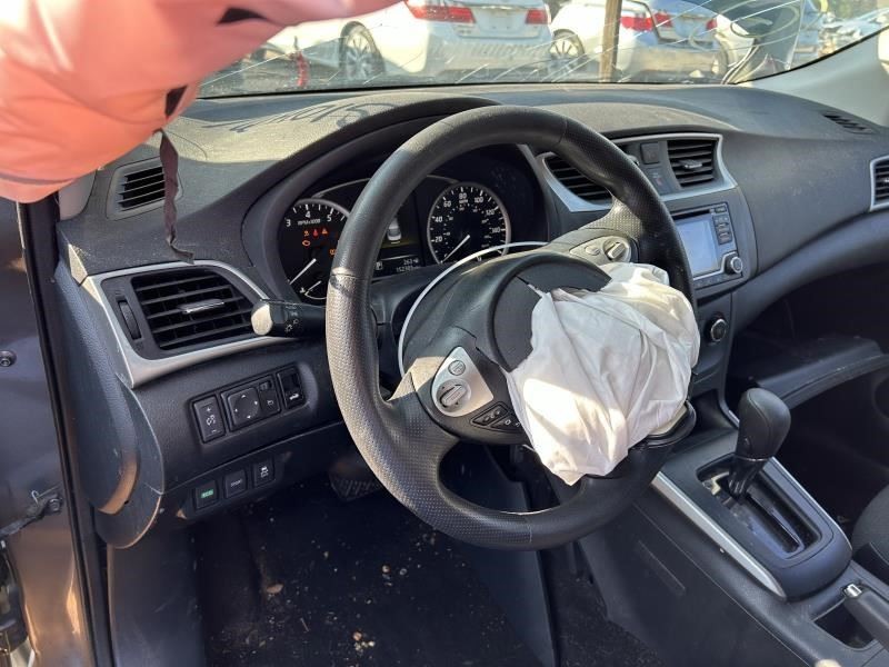 Passenger Right Front Spindle/Knuckle Fits 11-25 LEAF 104687708