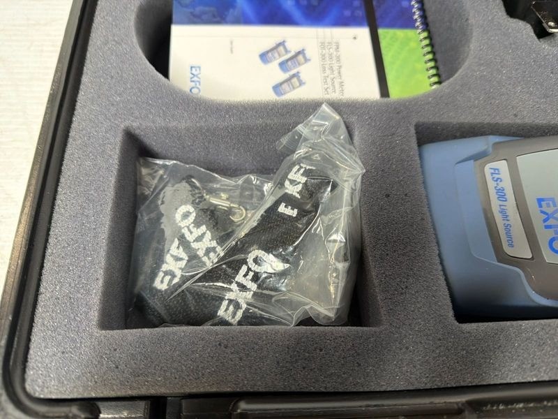 EXFO Fibre Optic Tester MODEL FLS-300