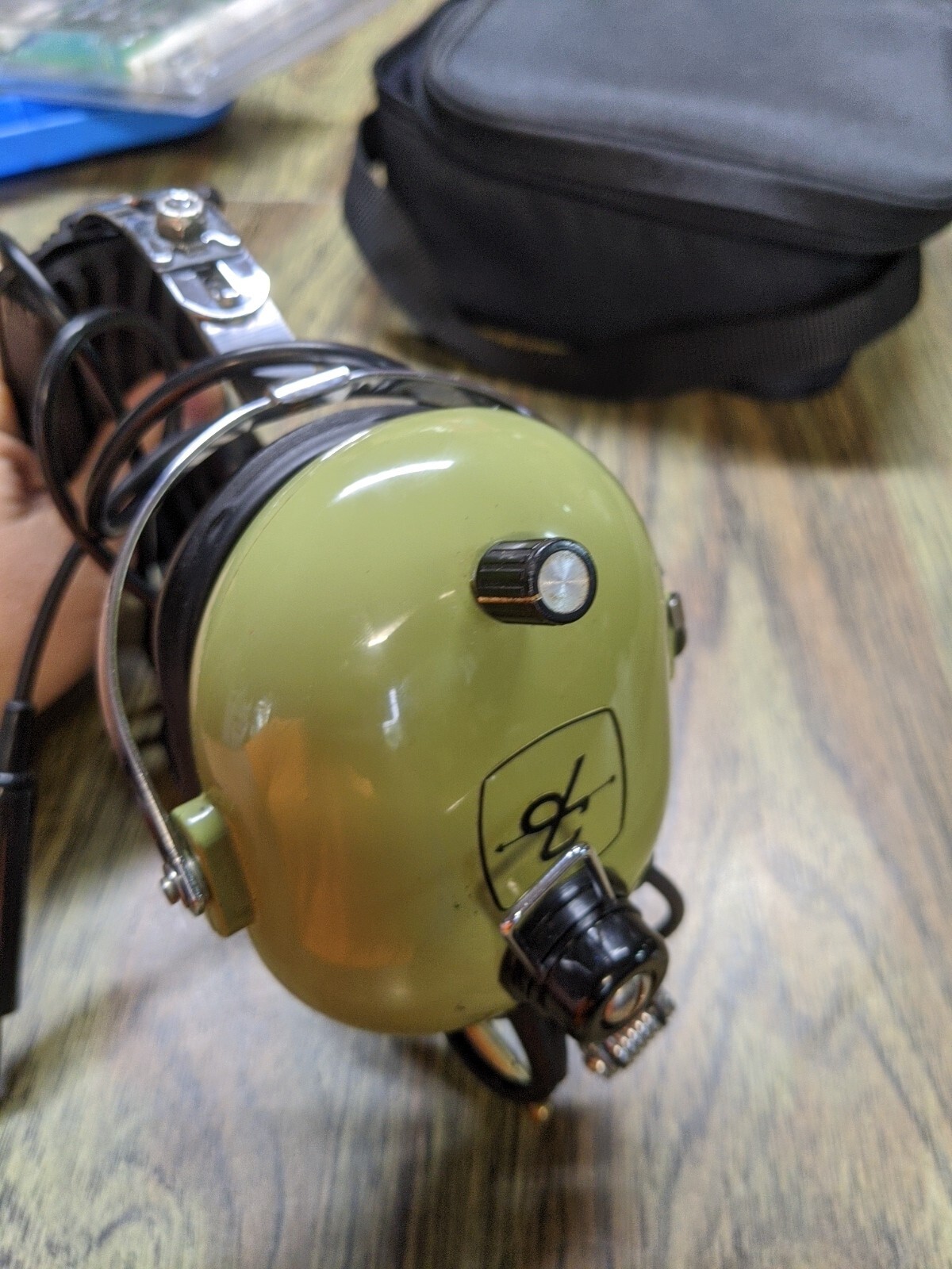 David Clark Model H10-91 Aviation Headset SEE DESCRIPTION