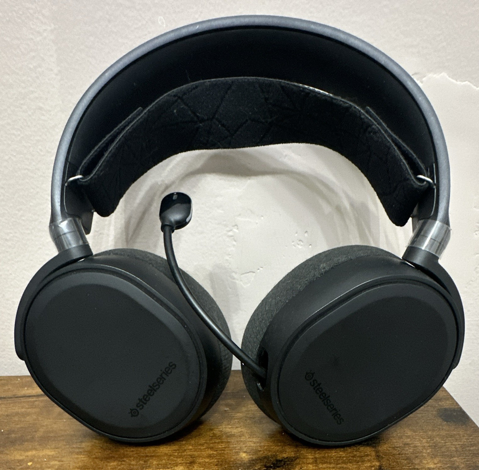 SteelSeries Arctis 7P Over-Ear Headset Boom Mic USB Adjustable Headband Black