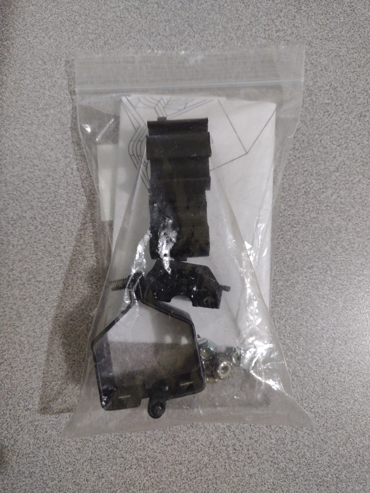Universal Cable Clamp (UCC) Kit 15-204-09 373906