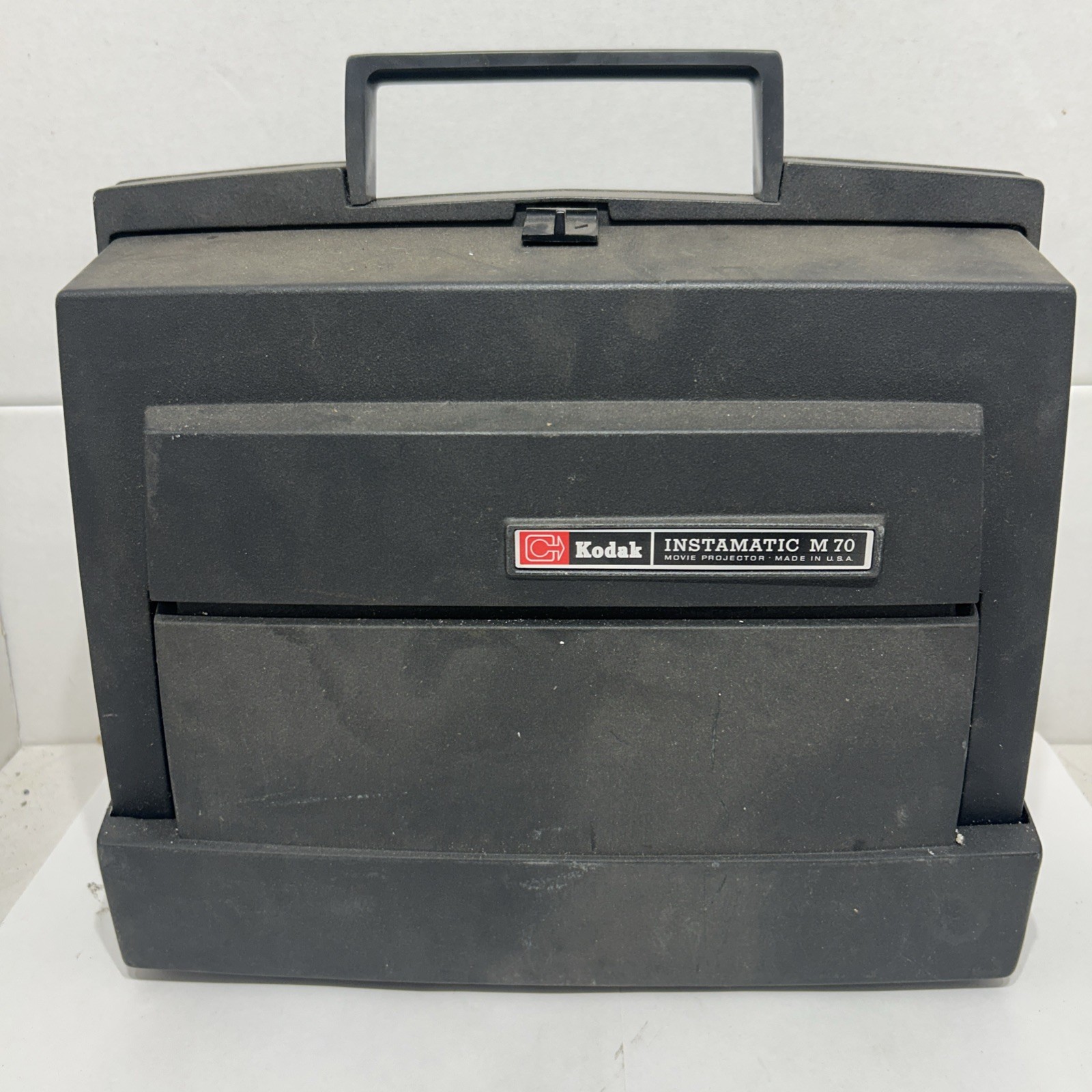 Kodak Instamatic M70 Movie Projector 110-125 Volts 60 Cycles 5 Amps. For parts