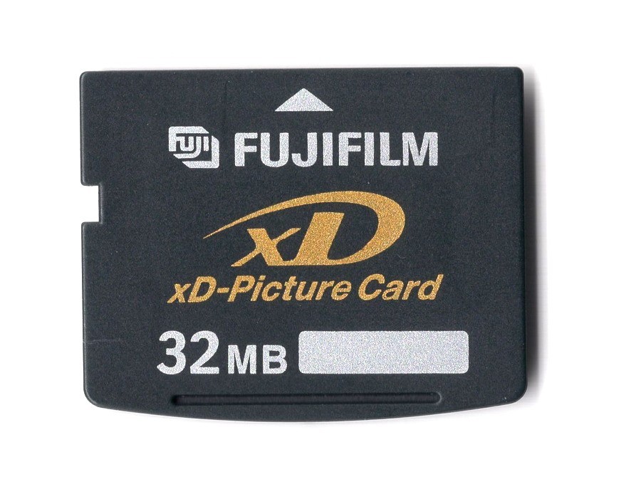 Fujifilm xD Picture Card 32MB MEGABYTE Camera Memory Card (Fits Olympus)