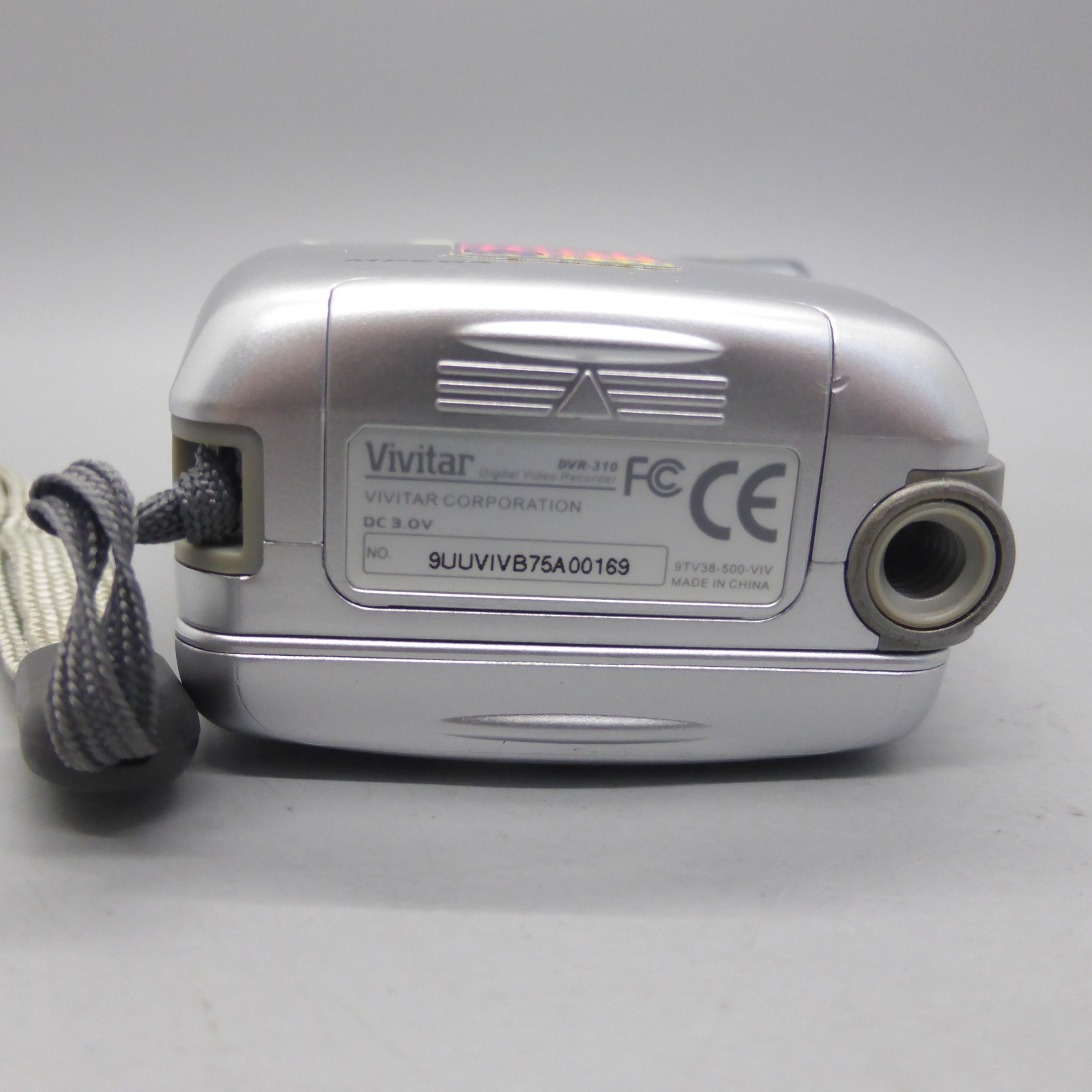 Vivitar DVR-310 3.0MP Compact Digital Video Recorder Silver Tested
