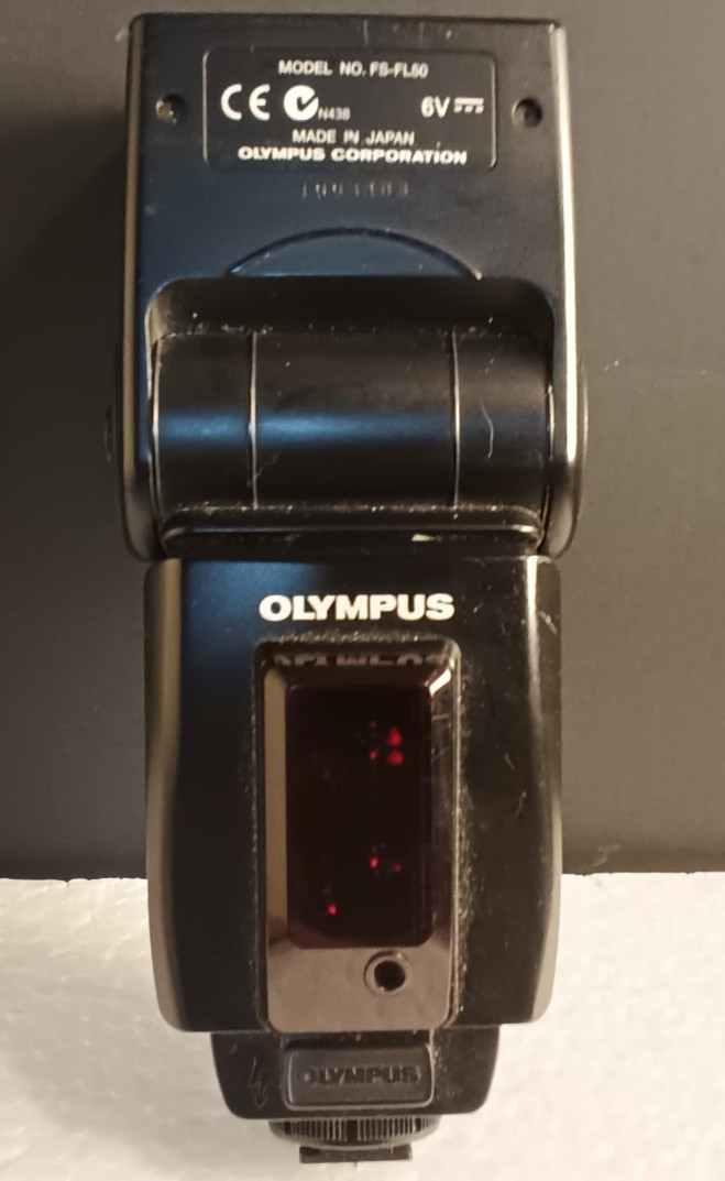 Olympus FS-FL50 Shoe Mount Electronic Flash for Olympus Camera Body