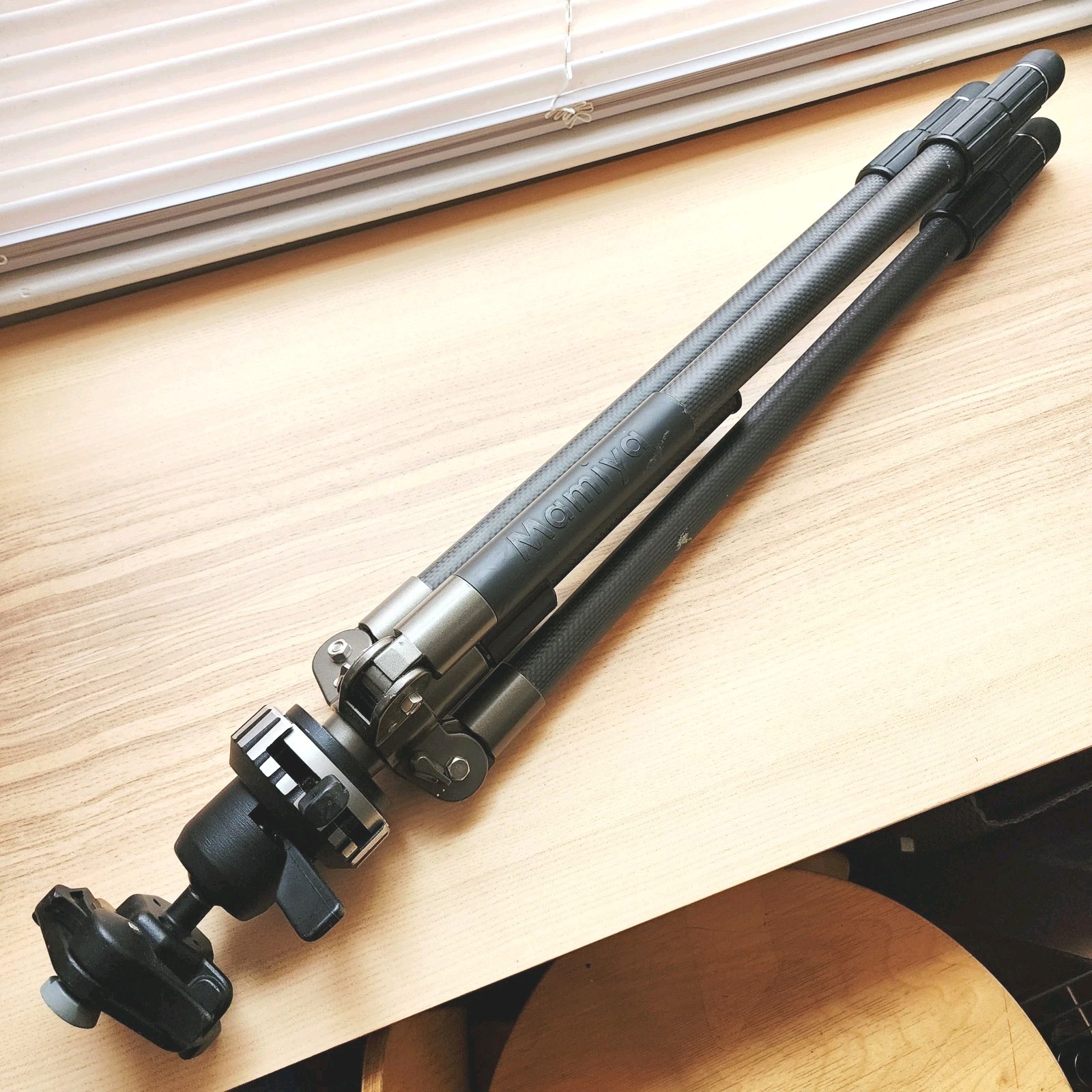 Mamiya Tripod AY702 Carbon Fiber  Photographer Manfrotto 3055 Ball Head 701 703