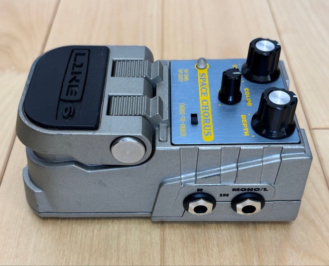 LINE 6 SPACE CHORUS Space chorus