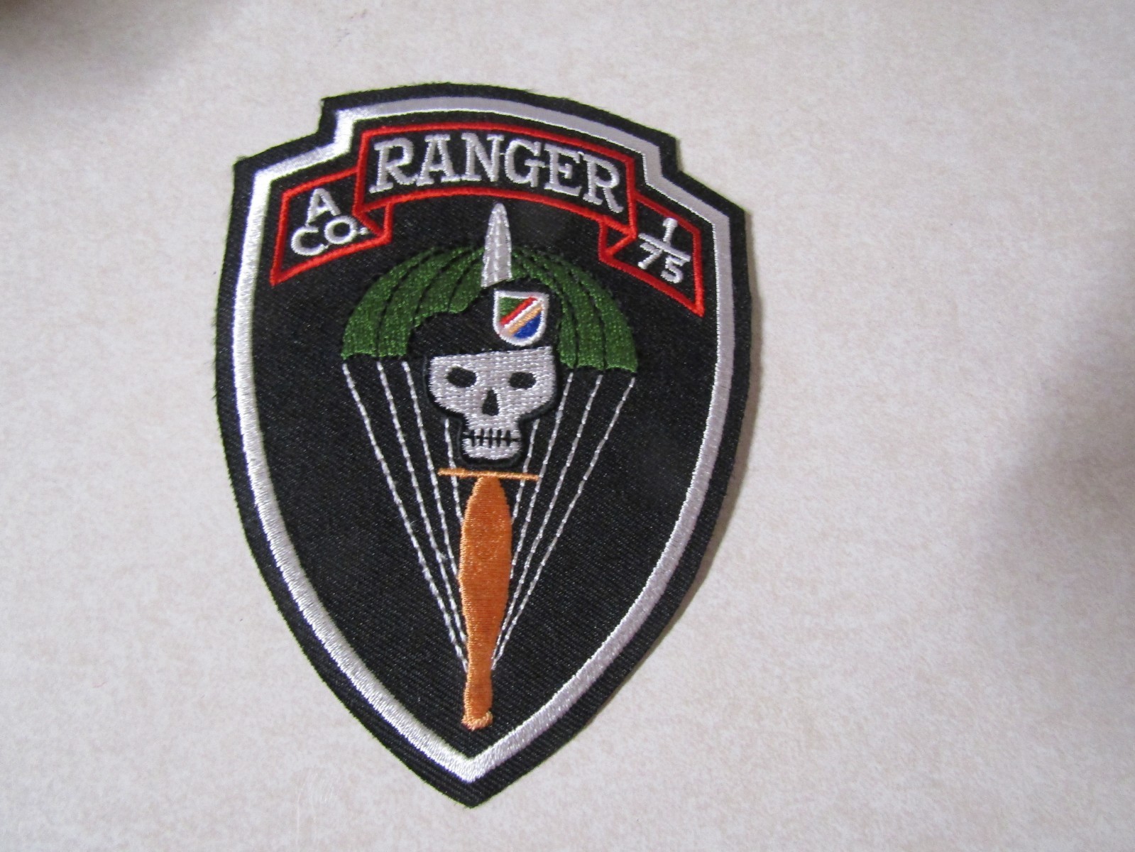 MILITARY PATCH MUCH OLDER US ARMY A CO 1ST BATTALION 75TH RANGER REGIMENT