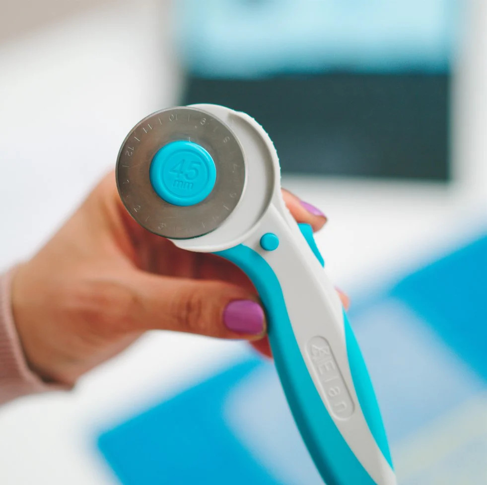 Trading Way Now Blue Rotary Cutter 45mm Ergonomic with Safety