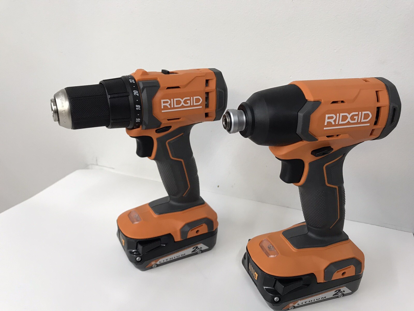 Ridgid Cordless 2 Tool Combo kit R86001 & R86002