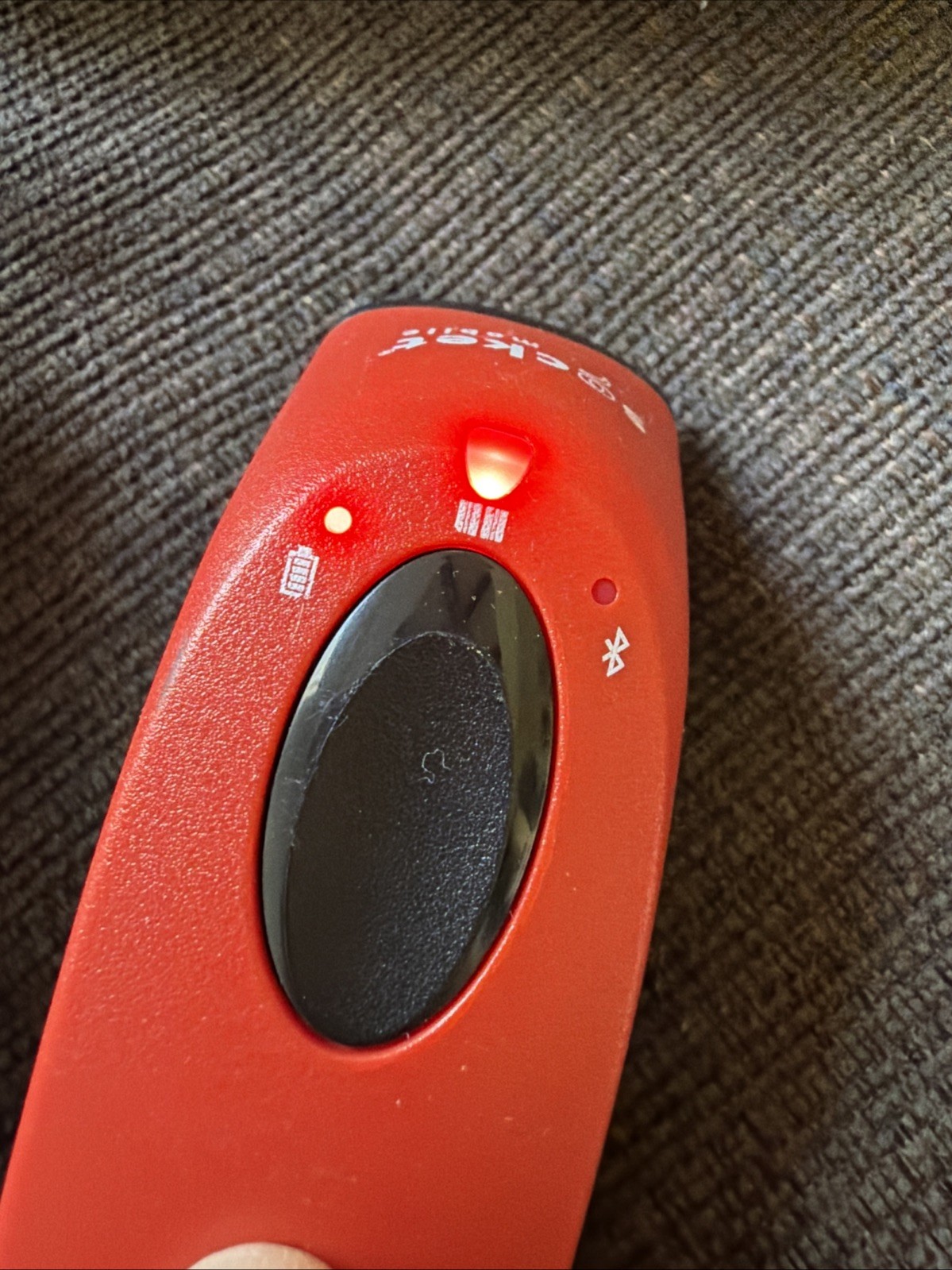 Socket Mobile SocketScan S700 1D Bluetooth Barcode Scanner Red Open Box No Cable