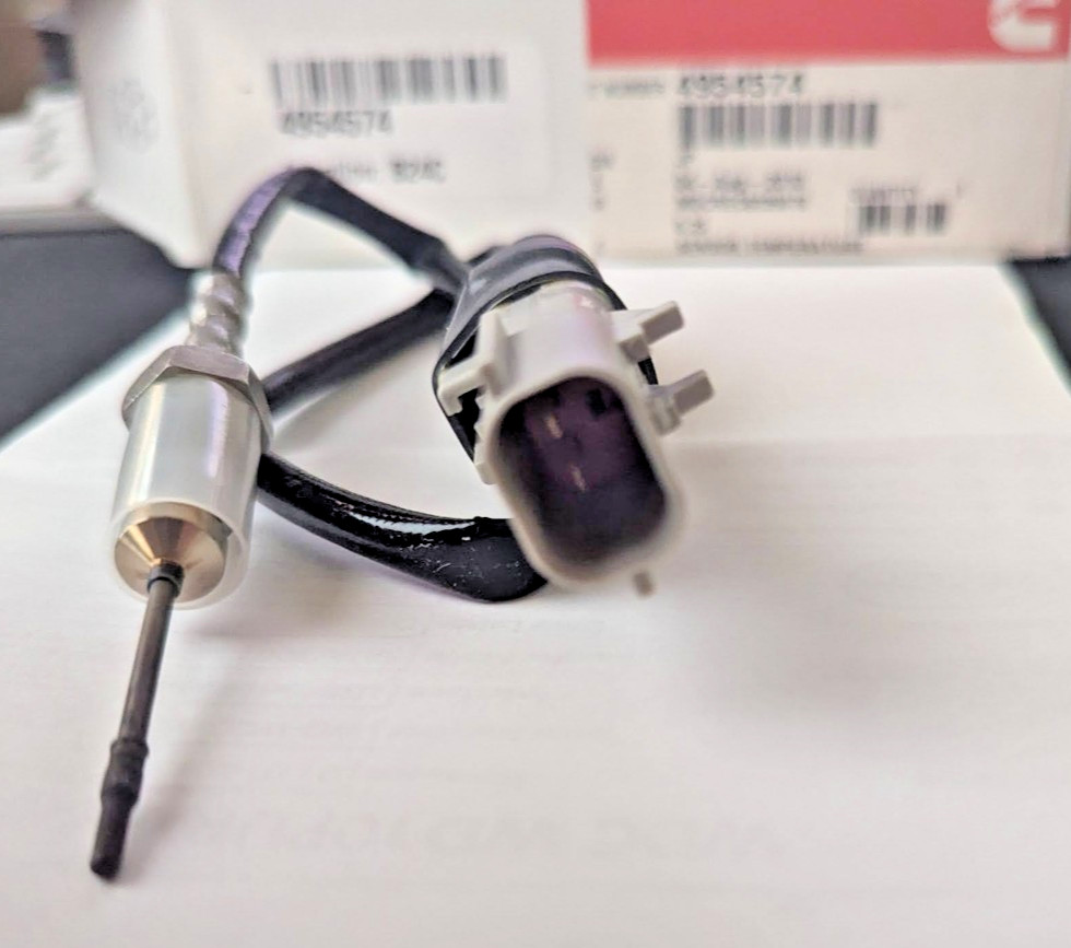 GENUINE CUMMINS 4954574 EGT TEMPERATURE SENSOR NEW OEM - US seller
