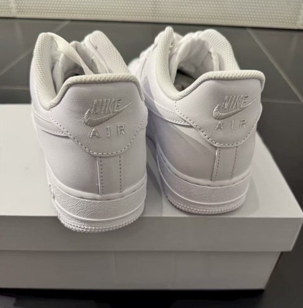 Men's Nike Air Force 1 "Triple White" Low Top Classic Sneakers-White