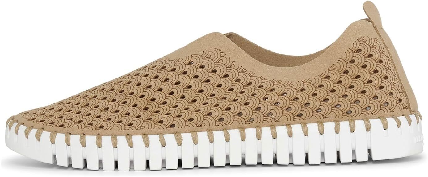 Ilse Jacobsen Womens HORNBÆK Tulip 139 Latte TULIP139 110 Slip-on Shoe Brand New