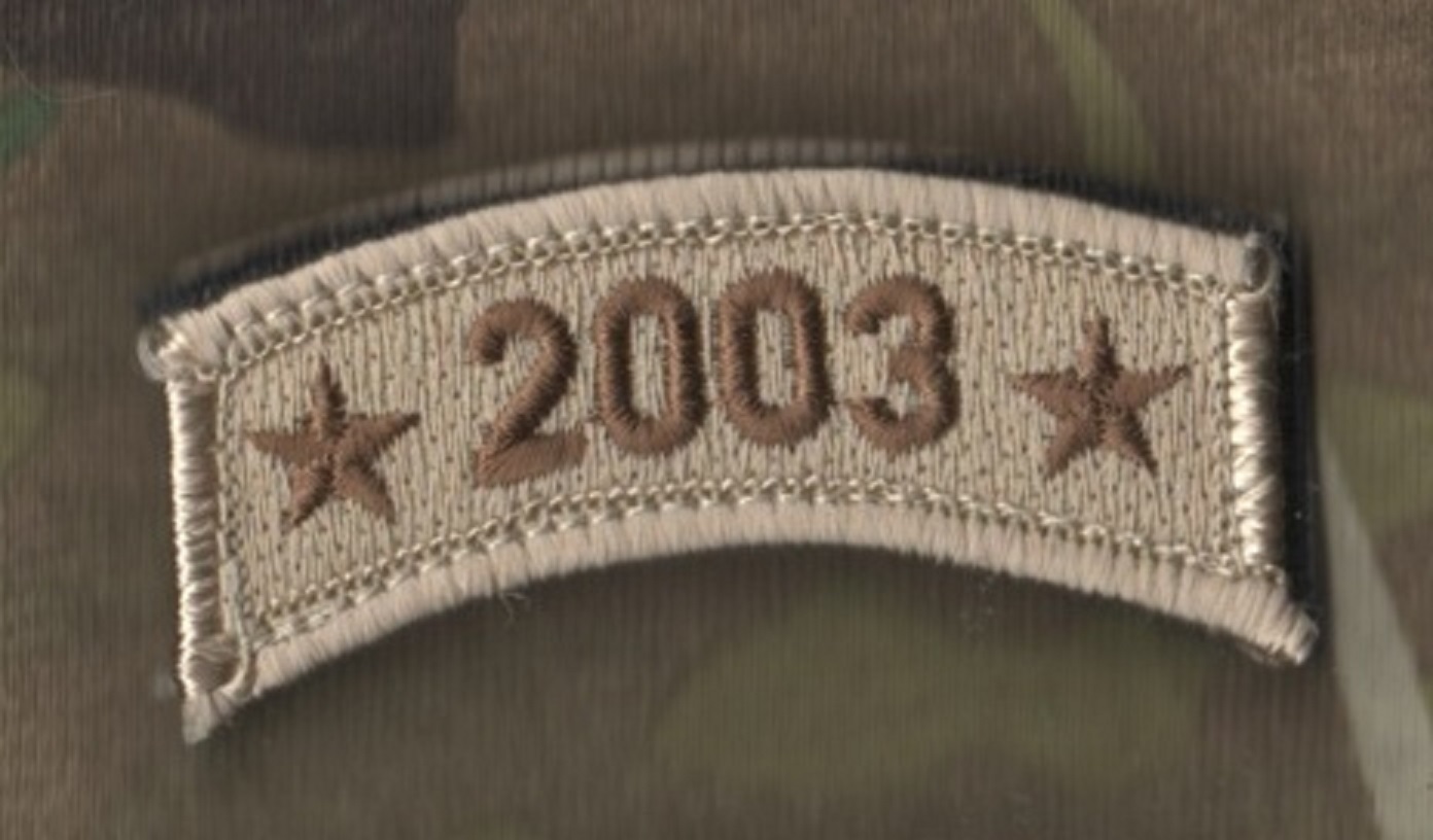 US WAR ON TERROR COMMEMORATIVE TROPHY burdock DESERT CAMO TAB SINCE 9-11: 2003