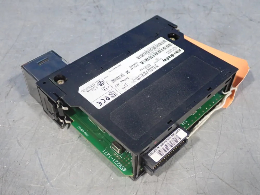 ALLEN BRADLEY DIGITAL OUTPUT MODULE 1756-OW16I