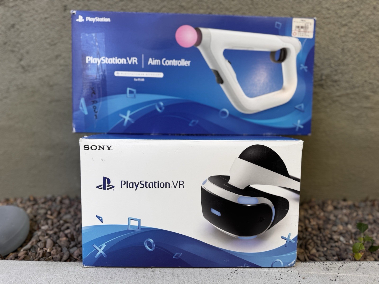 PSVR Gen 1 Bundle-Barely Used-Camera/Move Controllers/Aim Controller