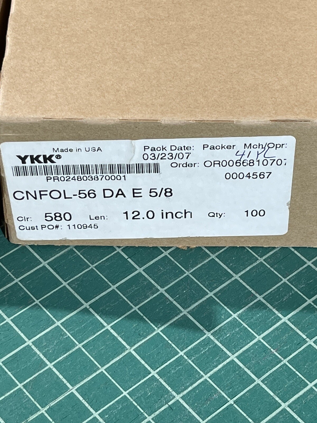 Qty 100 YKK 12" Coil #5 9/16 Open ended color 580 Black CNFOL-56 DA Zippers