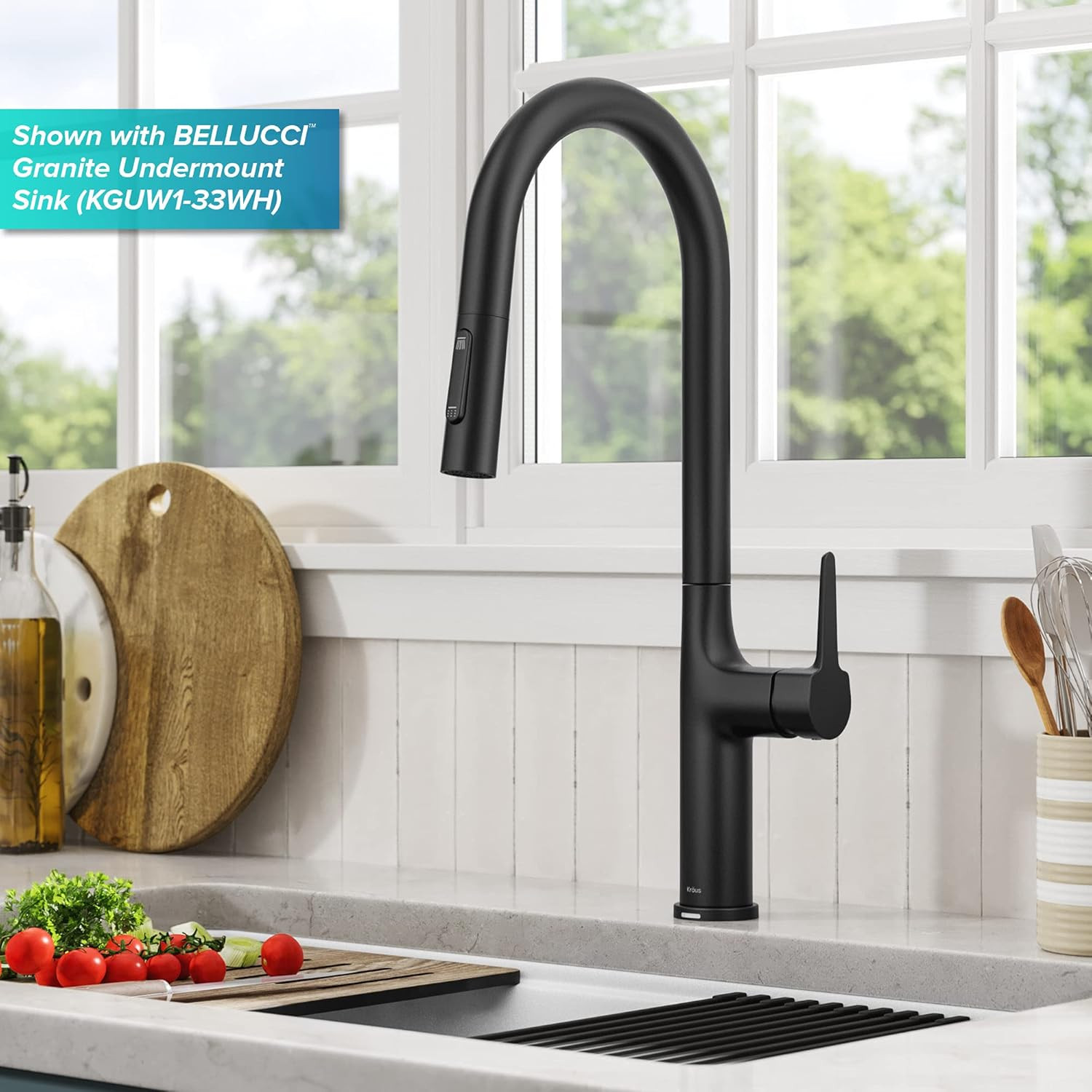 Modern Matte Black Pull-Down Kitchen Faucet with Touch Control - Oletto KTF-3101