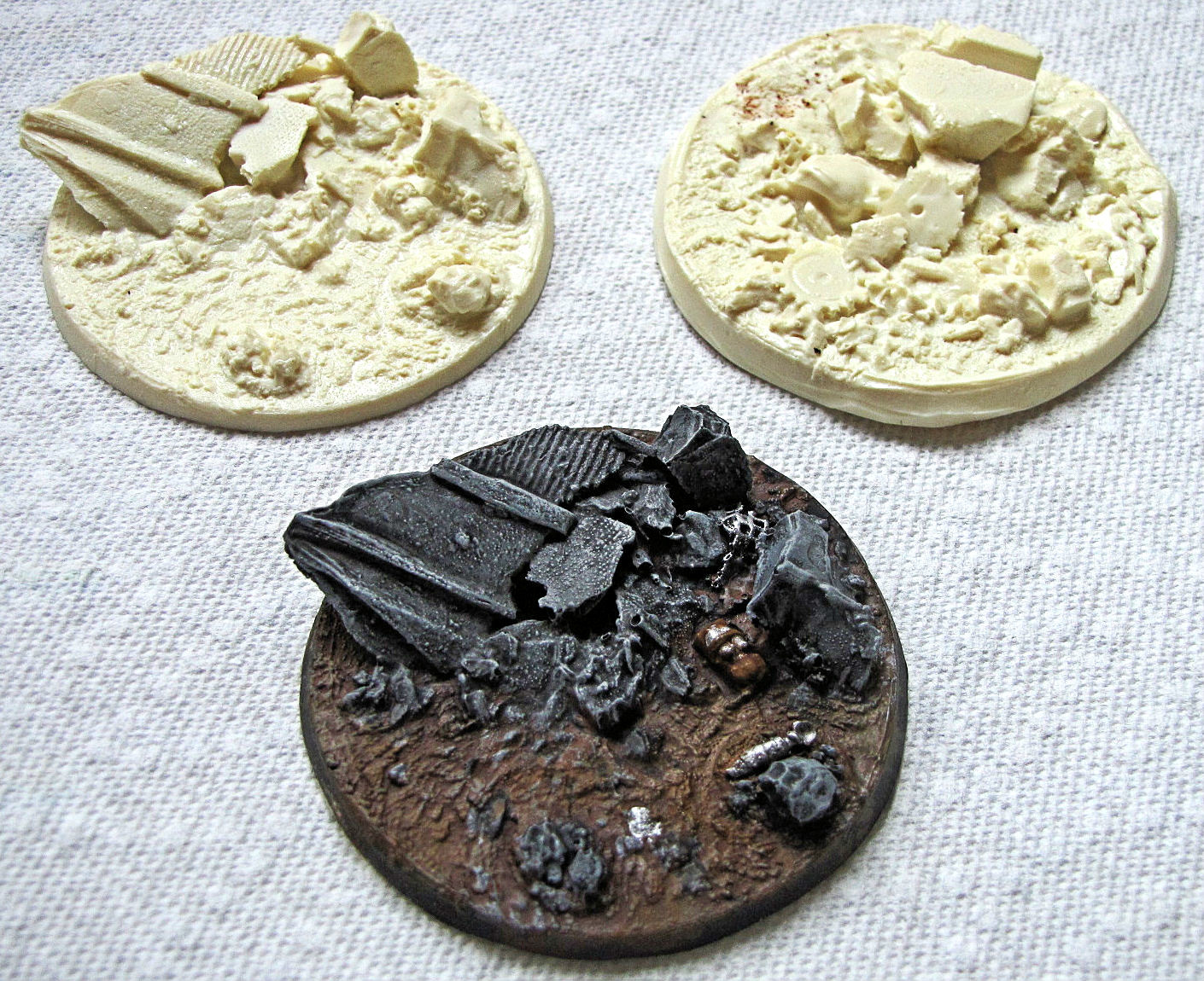 URBAN WRECKAGE RUIN Miniature RESIN Game Bases 2-60mm OR 3- 50mm Round Warhammer