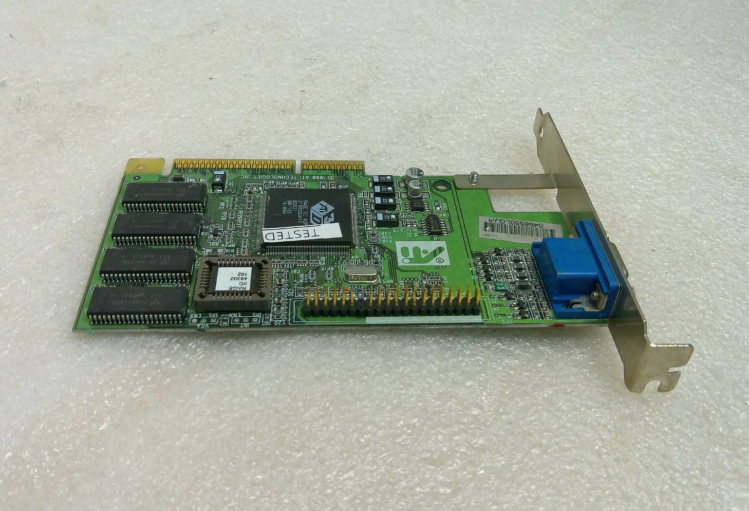 ATI Compaq 332836-002 Graphics Card