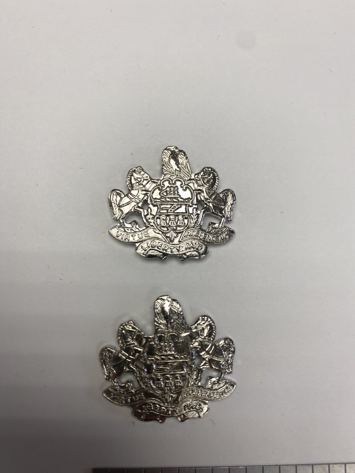 Pennsylvania Coat Of Arms Seal - Silver - Pin And Clutch - NEW - Metal Insignia