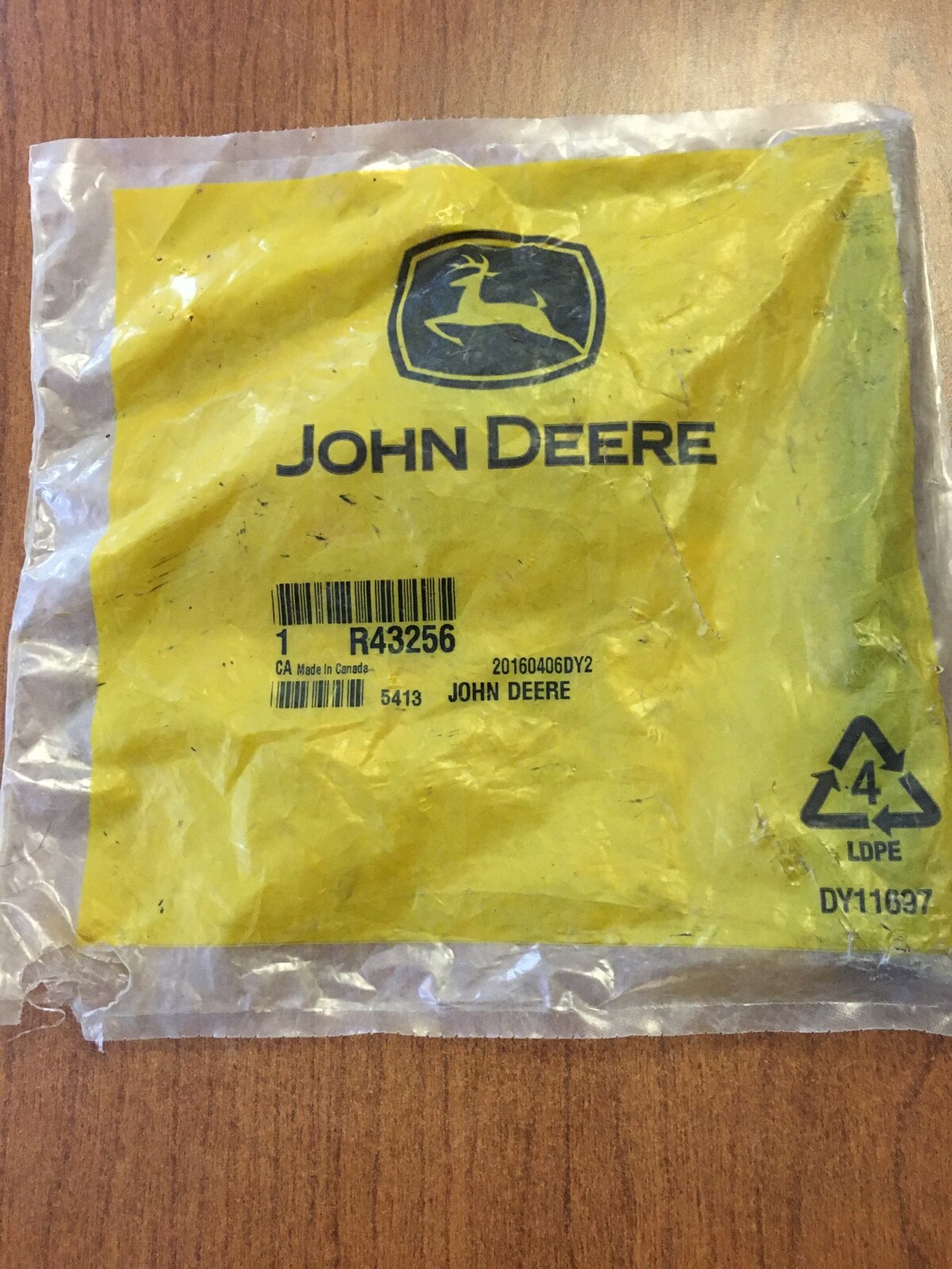 John Deere Original Equipment Cap Screw #R43256