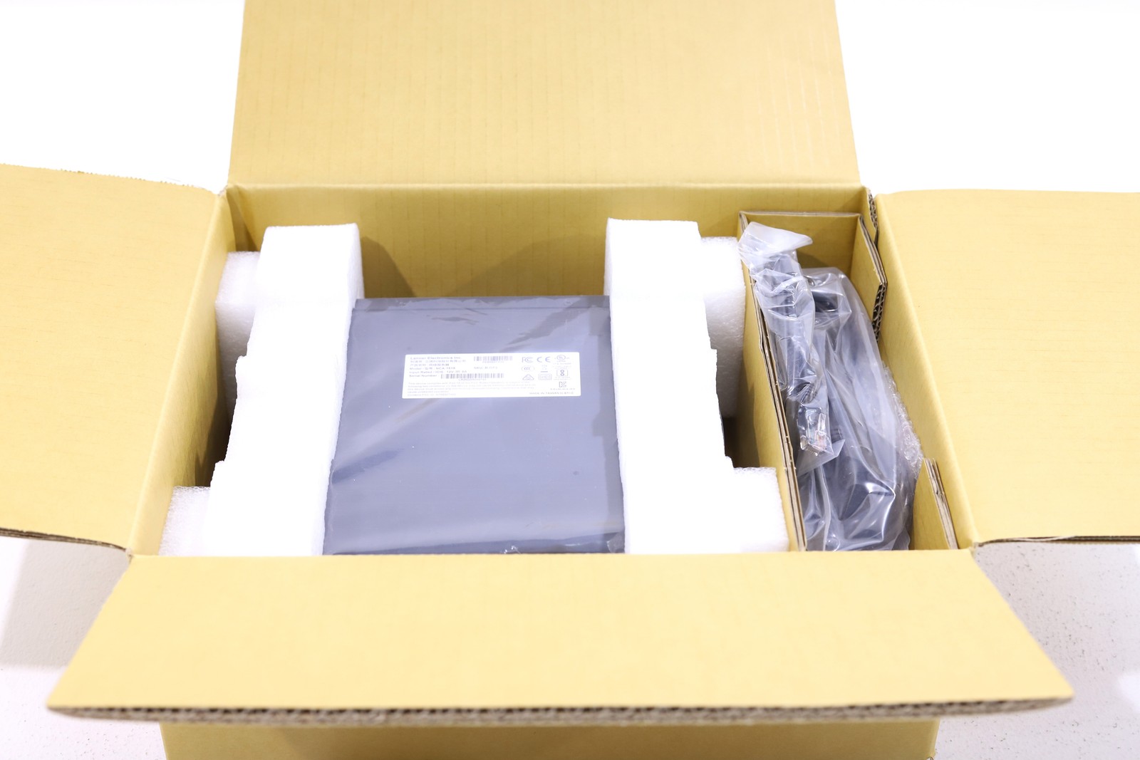 Lanner Intel C3558 16GB 64GB SSD Desktop Network Appliance P/N: NCA-1515B-GP2