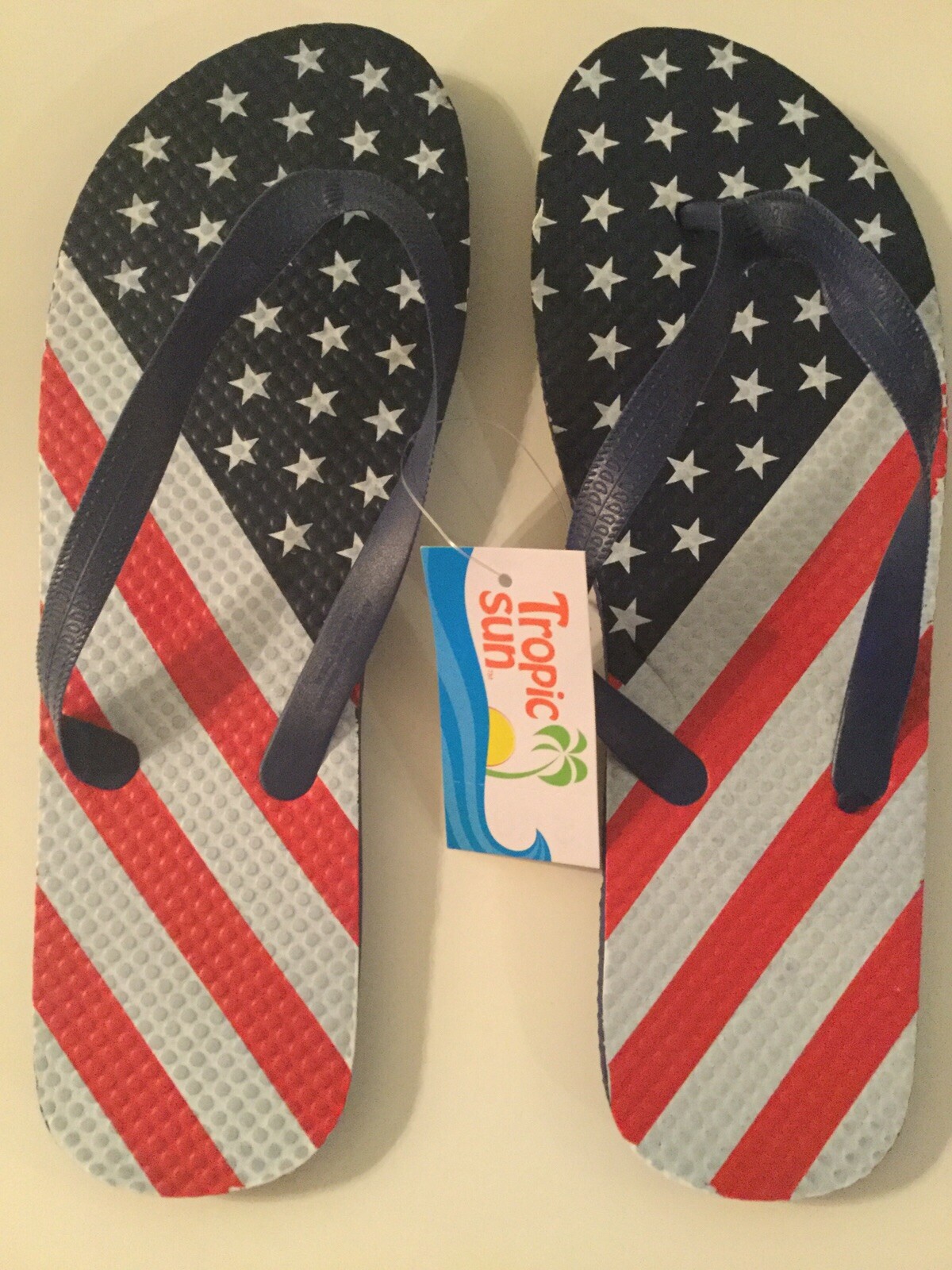 July 4th patriotic USA flip flops Size 7  8 flag American stars stripe shoes