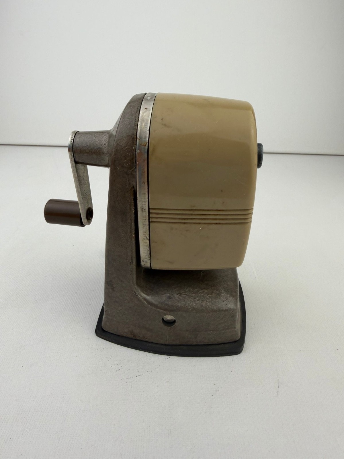 Vintage APSCO Manual Pencil Sharpener Desk Crank Beige Metal Working Mid Century