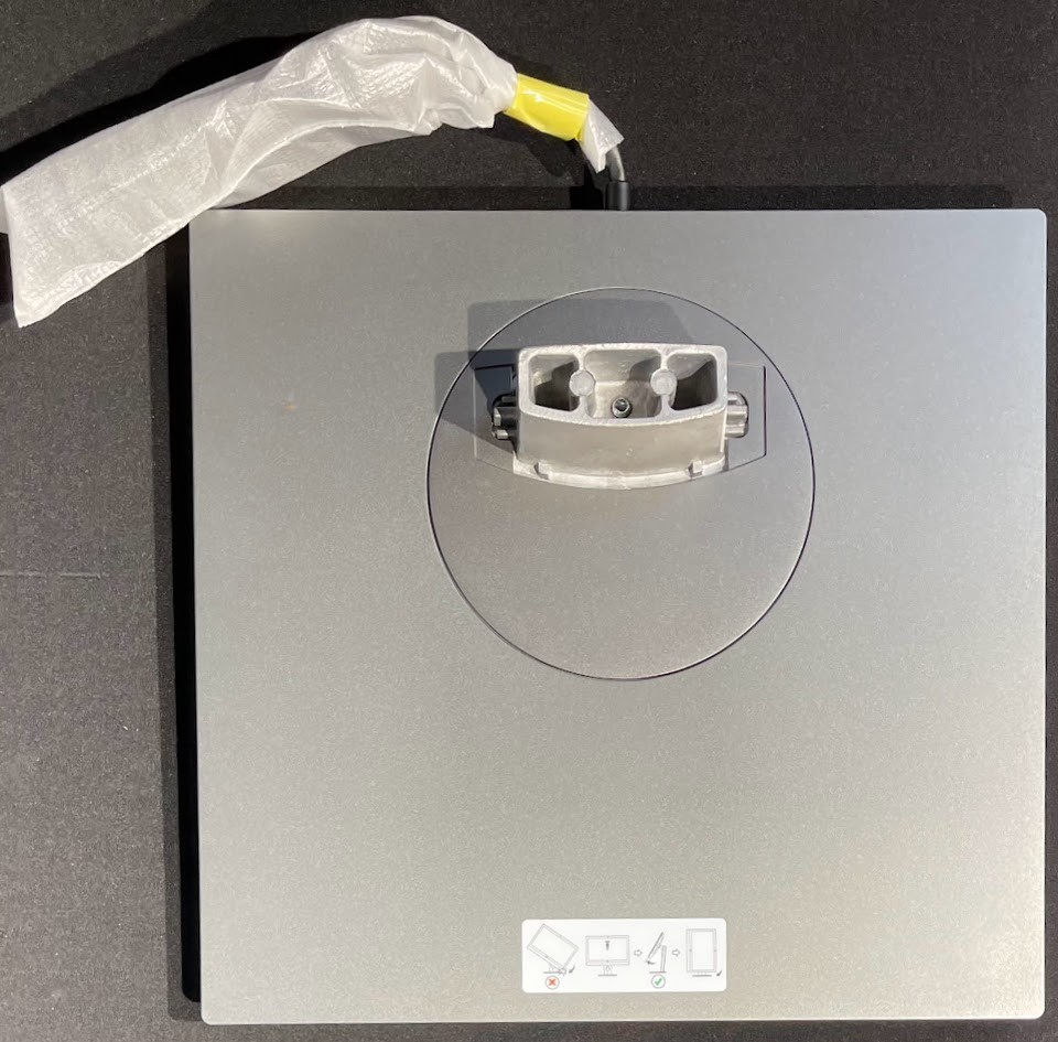 Dell OptiPlex 7460 All-in-One Base Stand / Model: A07D / 3N45J